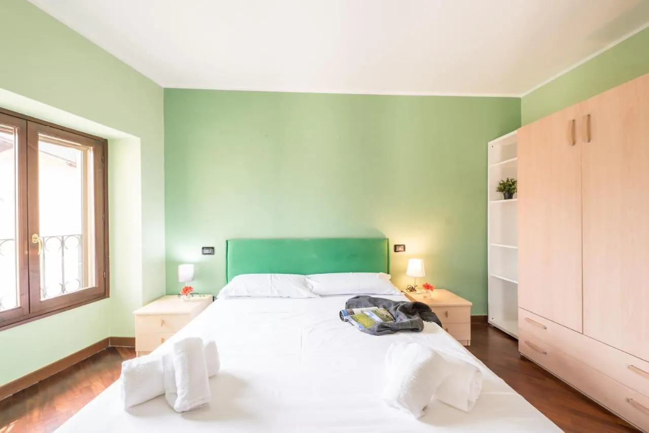 Bright Apartments Moniga - Castle Bells Moniga del Garda