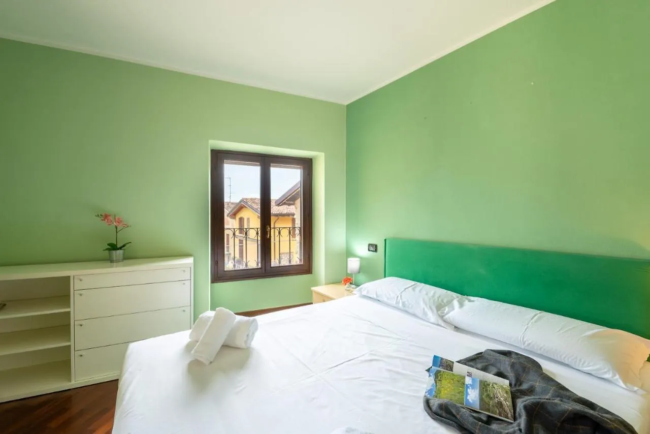 Bright Apartments Moniga - Castle Bells Moniga del Garda