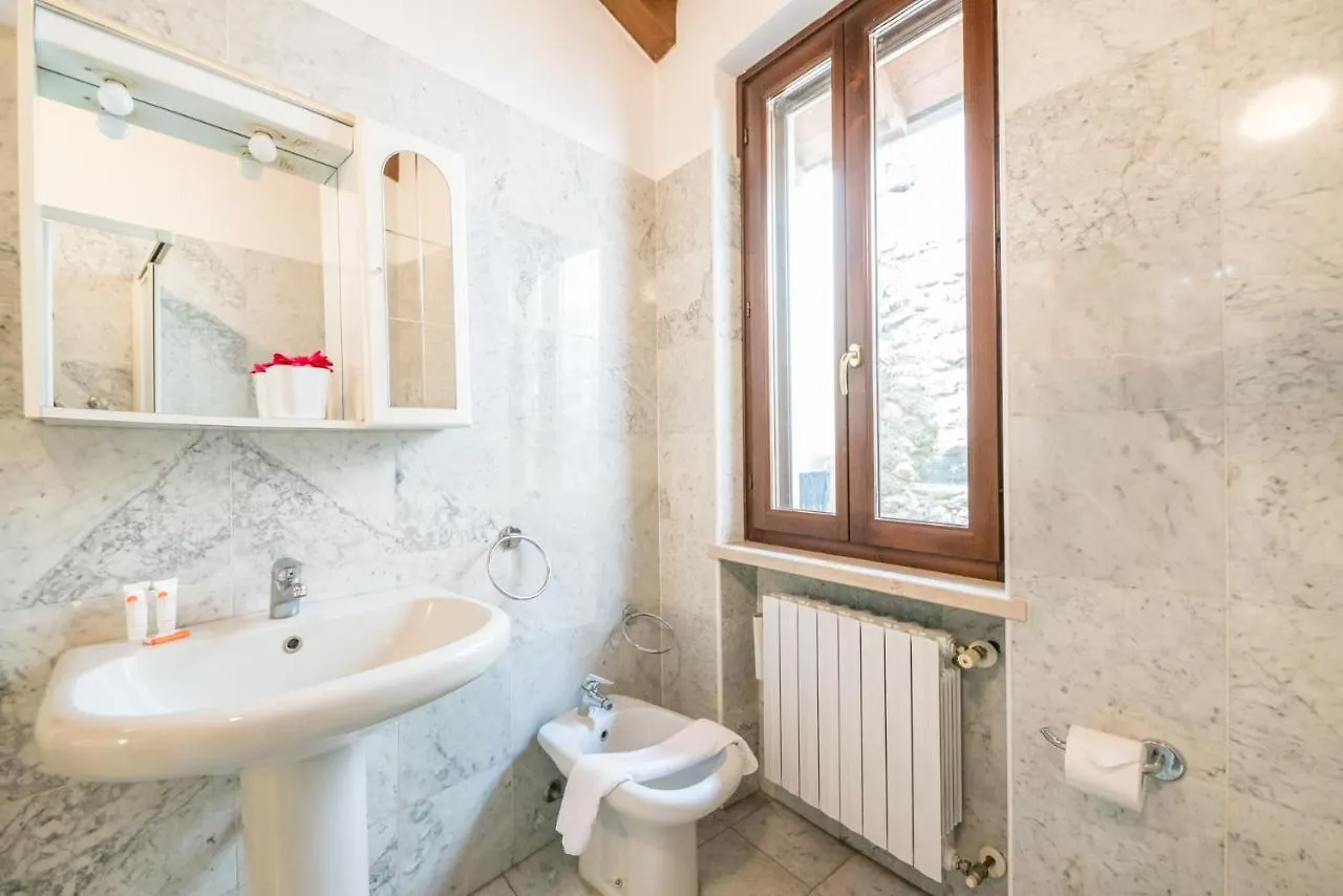 Bright Apartments Moniga - Castle Bells Moniga del Garda