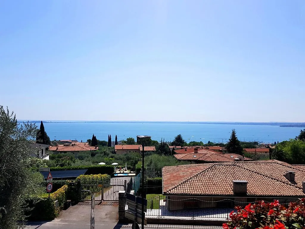 Bright Apartments Moniga - Castle Bells Moniga del Garda Italy
