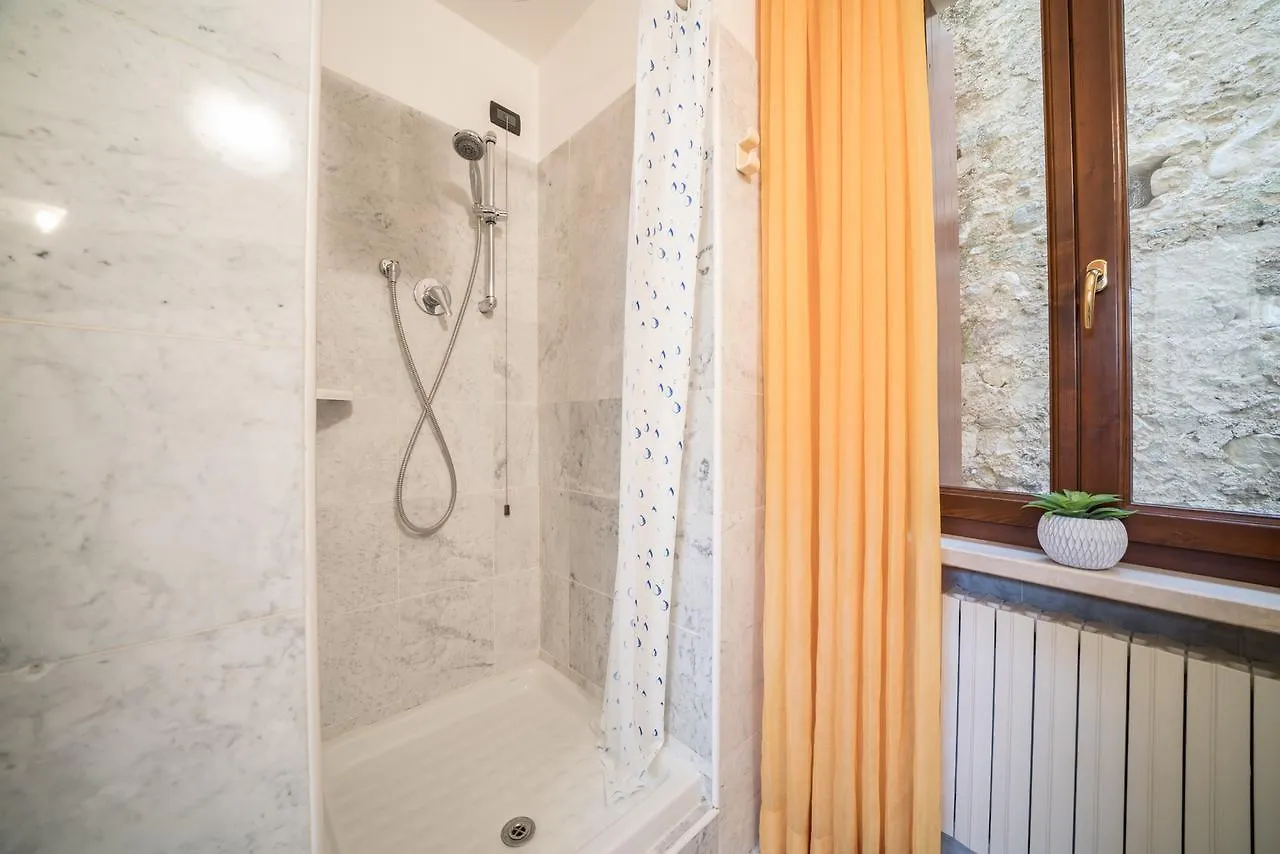 Bright Apartments Moniga - Castle Bells Moniga del Garda