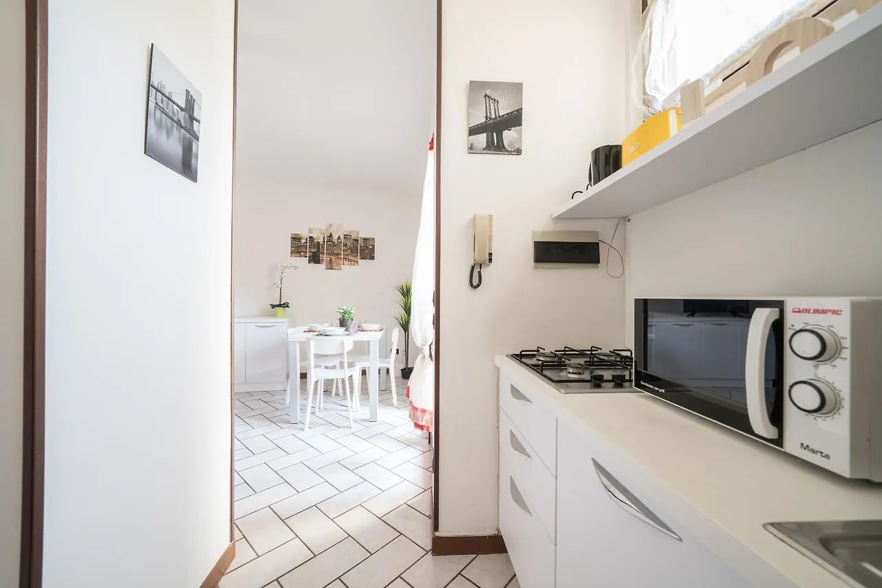 Bright Apartments Moniga - Castle Bells Moniga del Garda