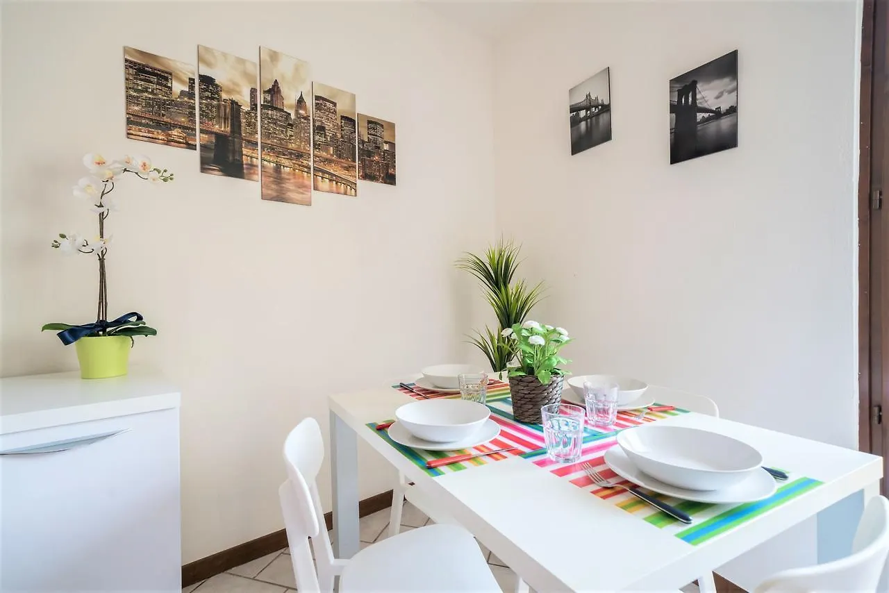 Bright Apartments Moniga - Castle Bells Moniga del Garda 0*,  Italy