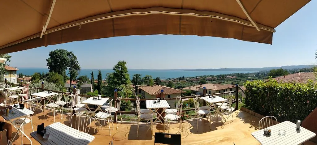 Bright Apartments Moniga - Castle Bells Moniga del Garda Italy
